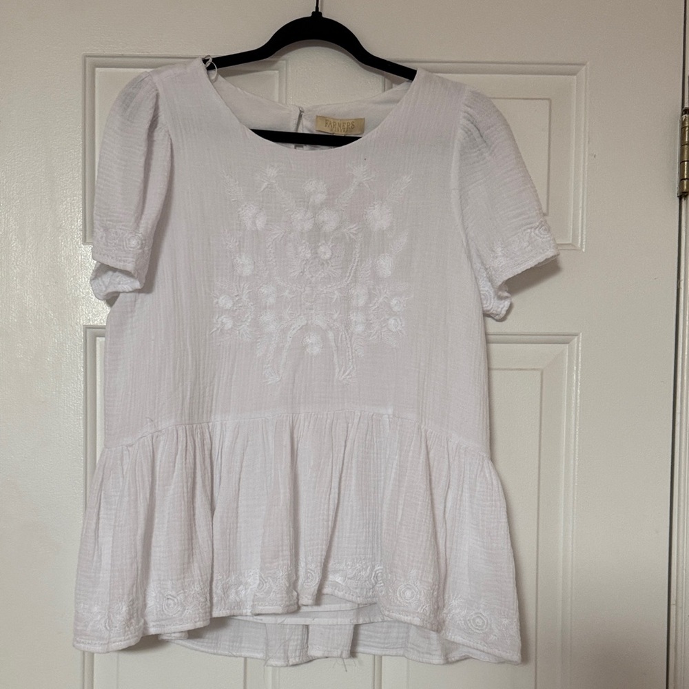 Chic White Floral Women's Blouse